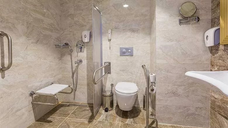 Choosing Aging in Place Contractors: A Guide to Safe Home Freedom