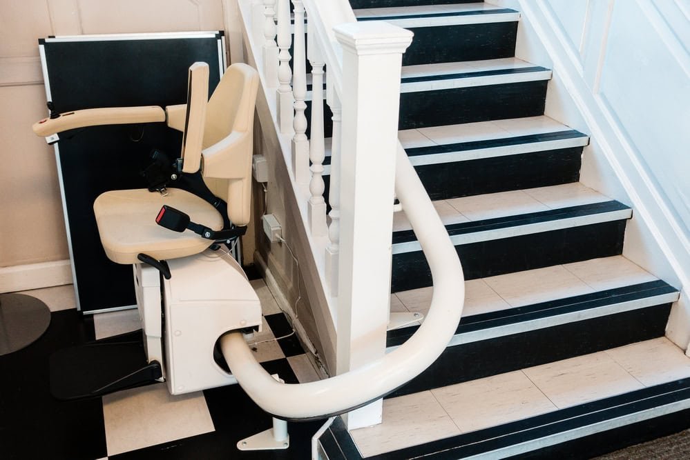 Stair Lift Safety Guide for Oregon Homeowners 2026